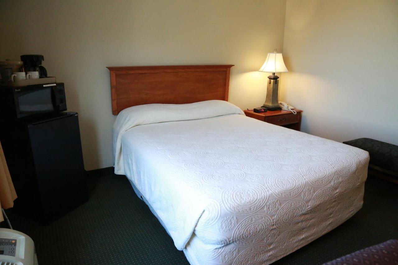 West Point Horizon Inn & Suites المظهر الخارجي الصورة