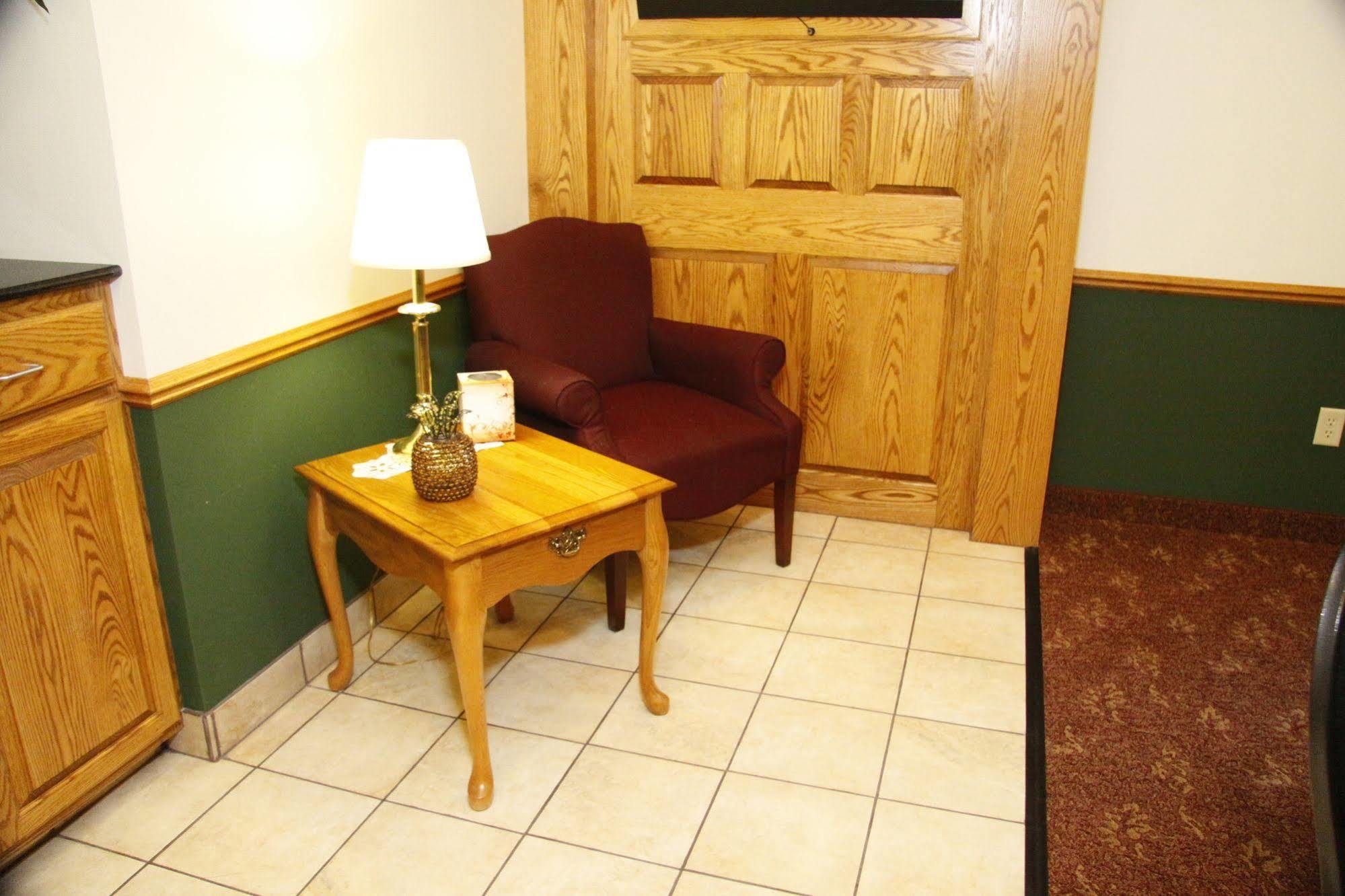 West Point Horizon Inn & Suites المظهر الخارجي الصورة
