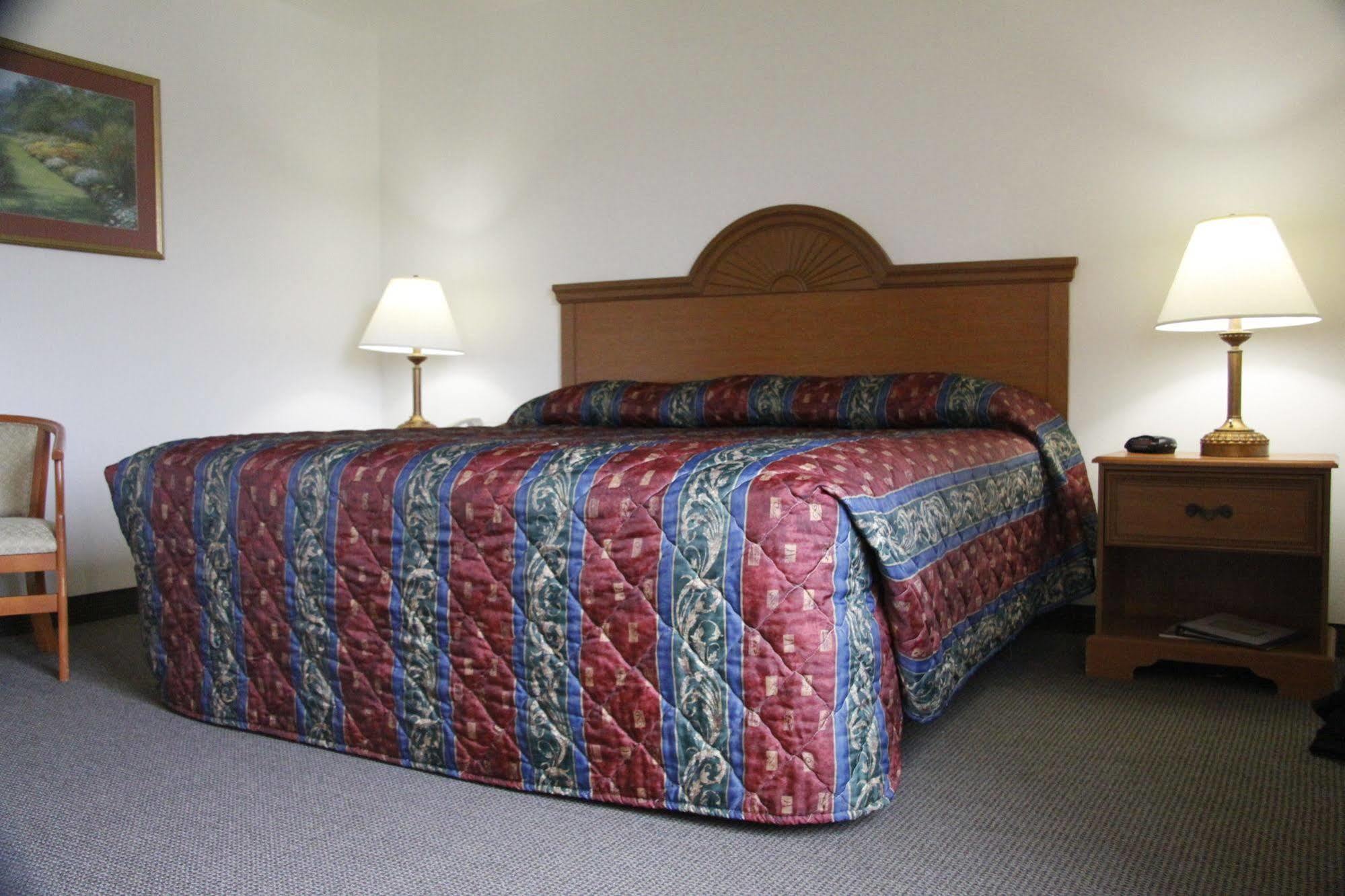 West Point Horizon Inn & Suites المظهر الخارجي الصورة