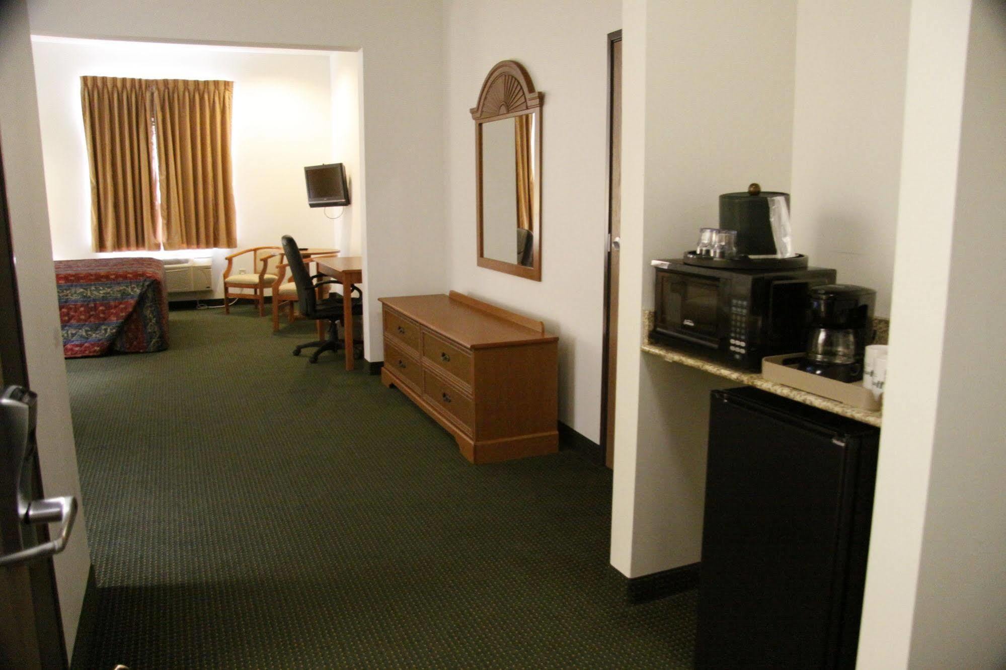 West Point Horizon Inn & Suites المظهر الخارجي الصورة