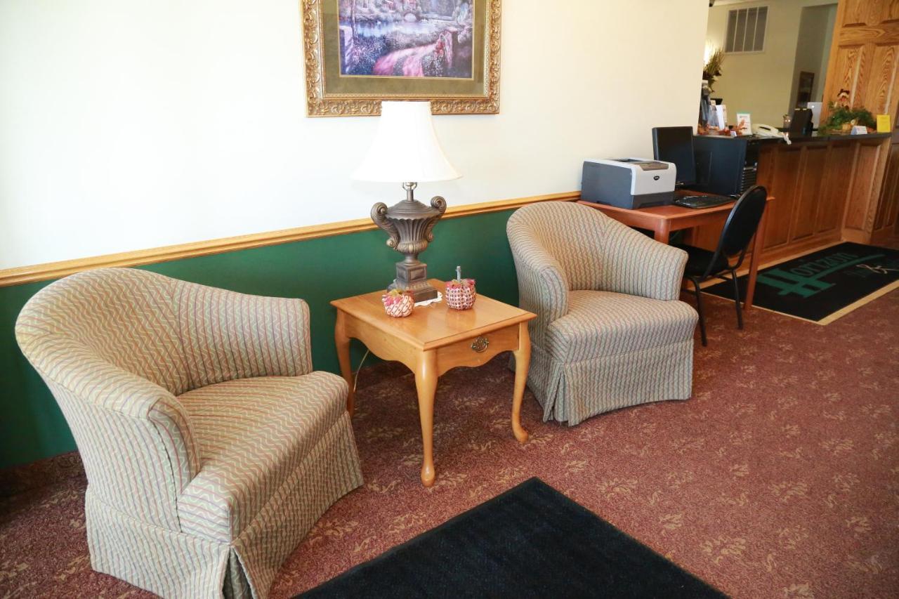 West Point Horizon Inn & Suites المظهر الخارجي الصورة